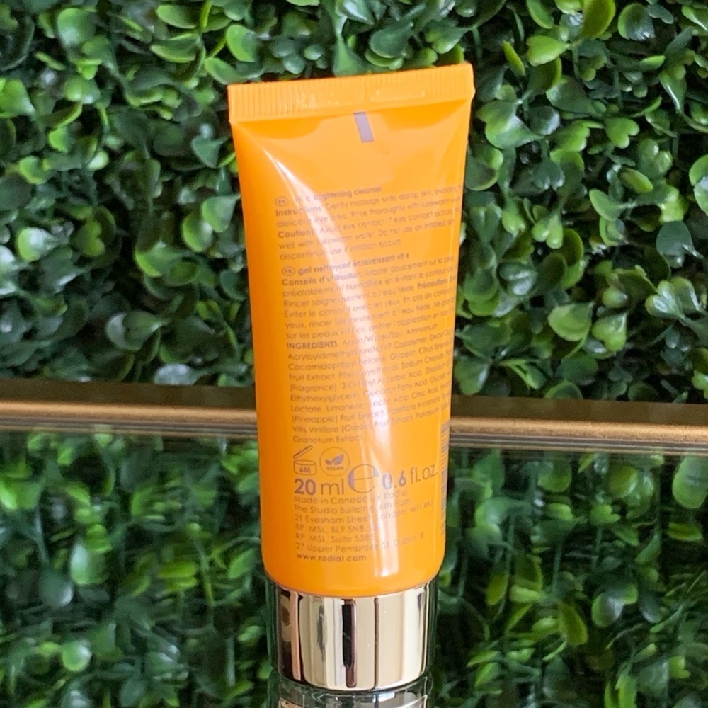 Rodial Vit C Brightening Cleanser | NEW | Travel Size 20mL - Picture 6 of 11